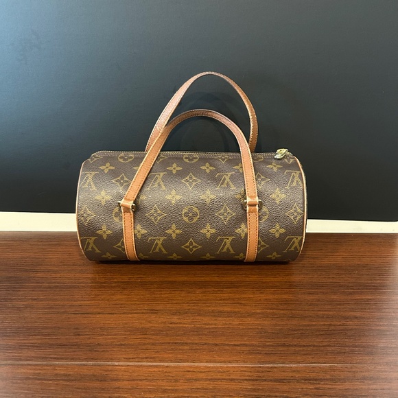LV vintage bag - Picture 1 of 7